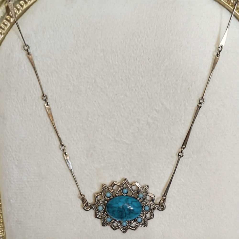 Intricate Southwestern Style Star-Like Pendant Necklace